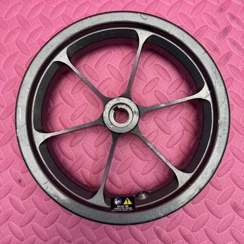 Pride wheel hub used - go,